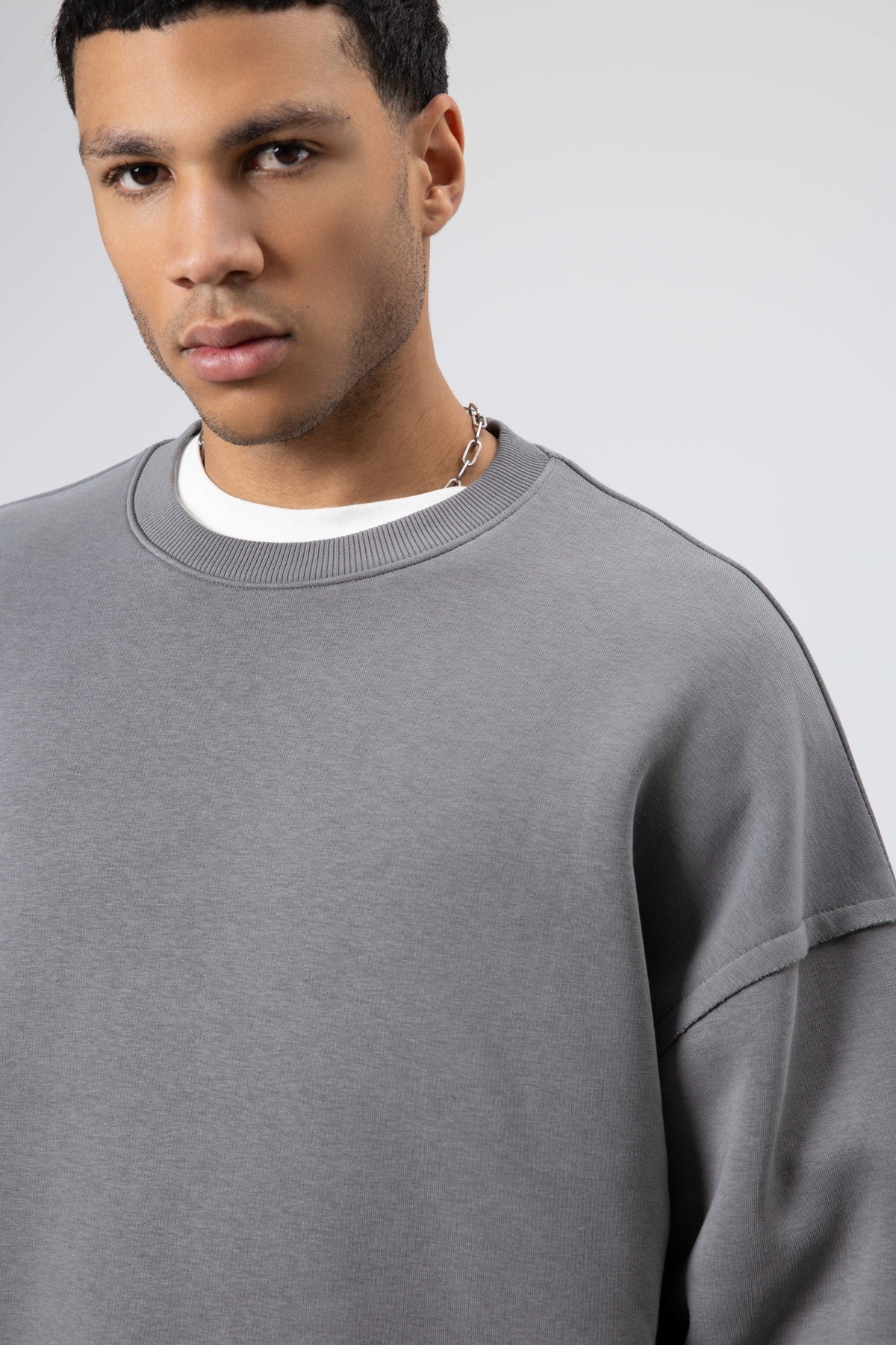 Boxy Fit Basic Sweatshirt