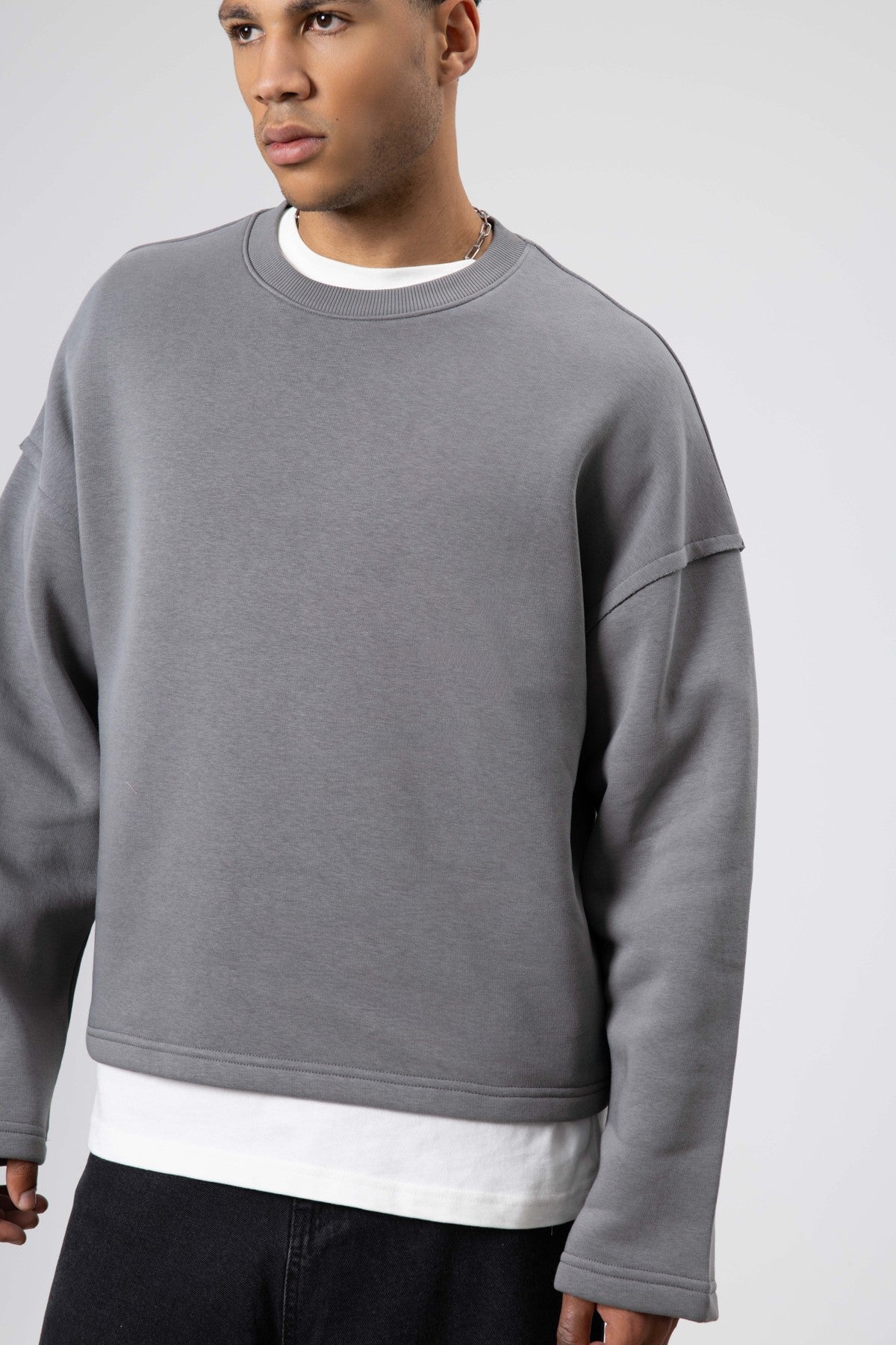 Boxy Fit Basic Sweatshirt