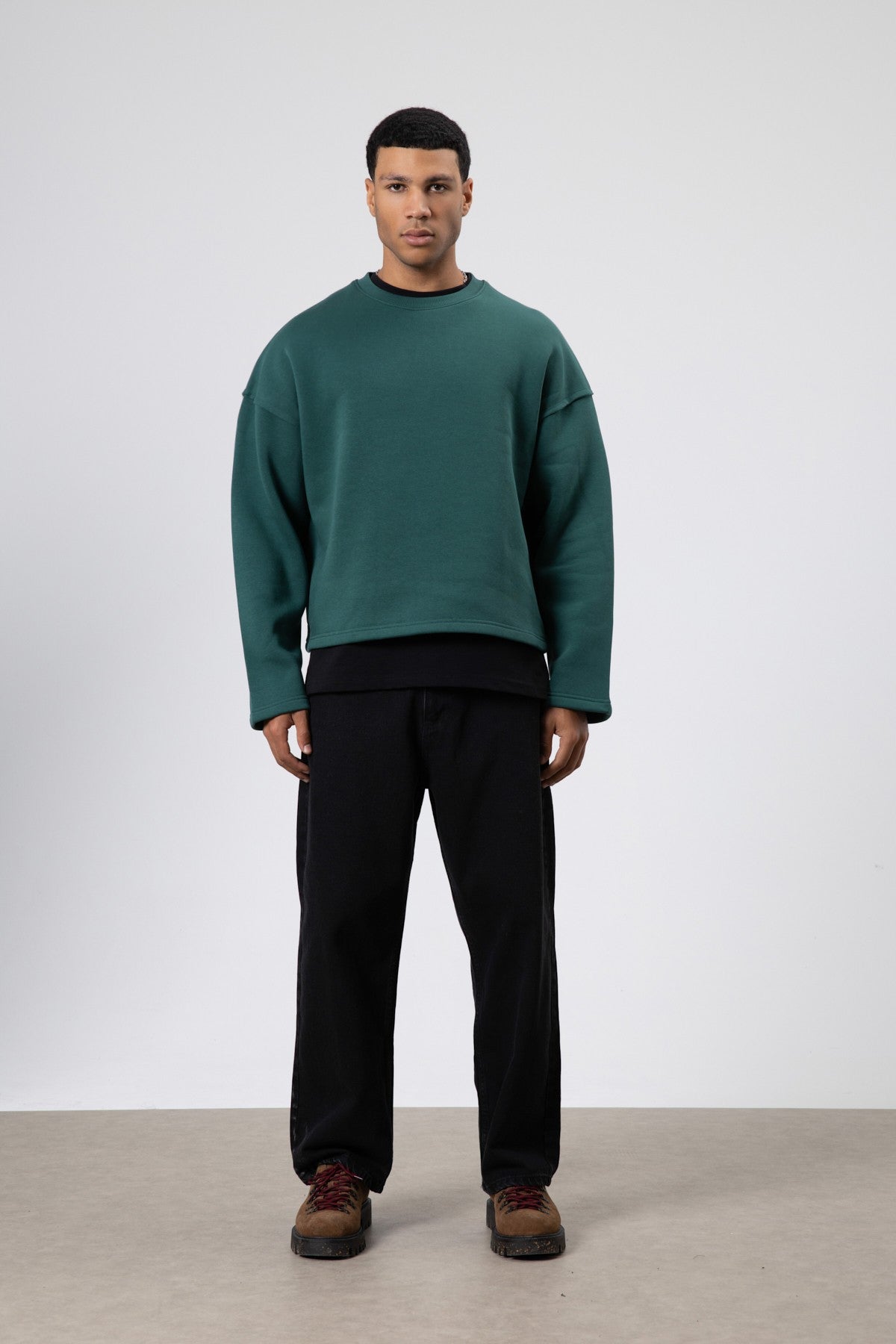 Boxy Fit Basic Sweatshirt