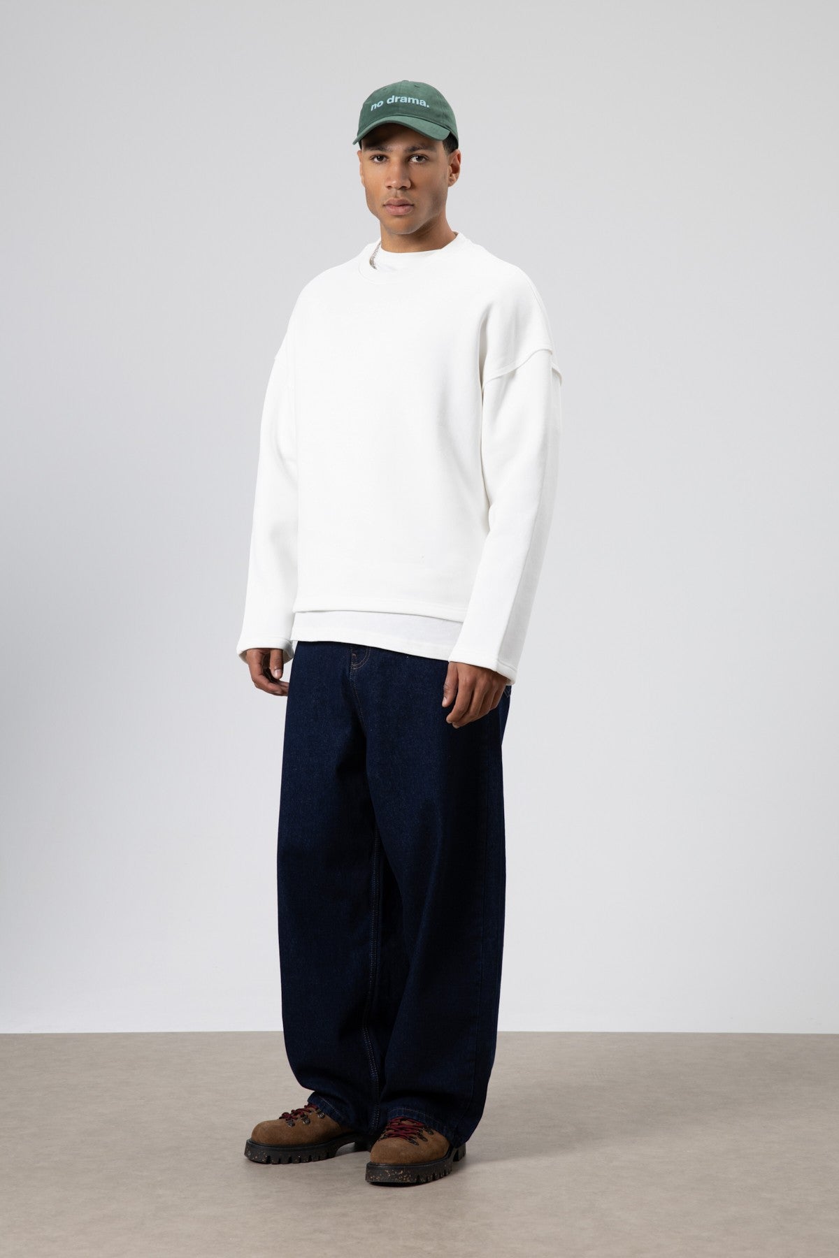 Boxy Fit Basic Sweatshirt