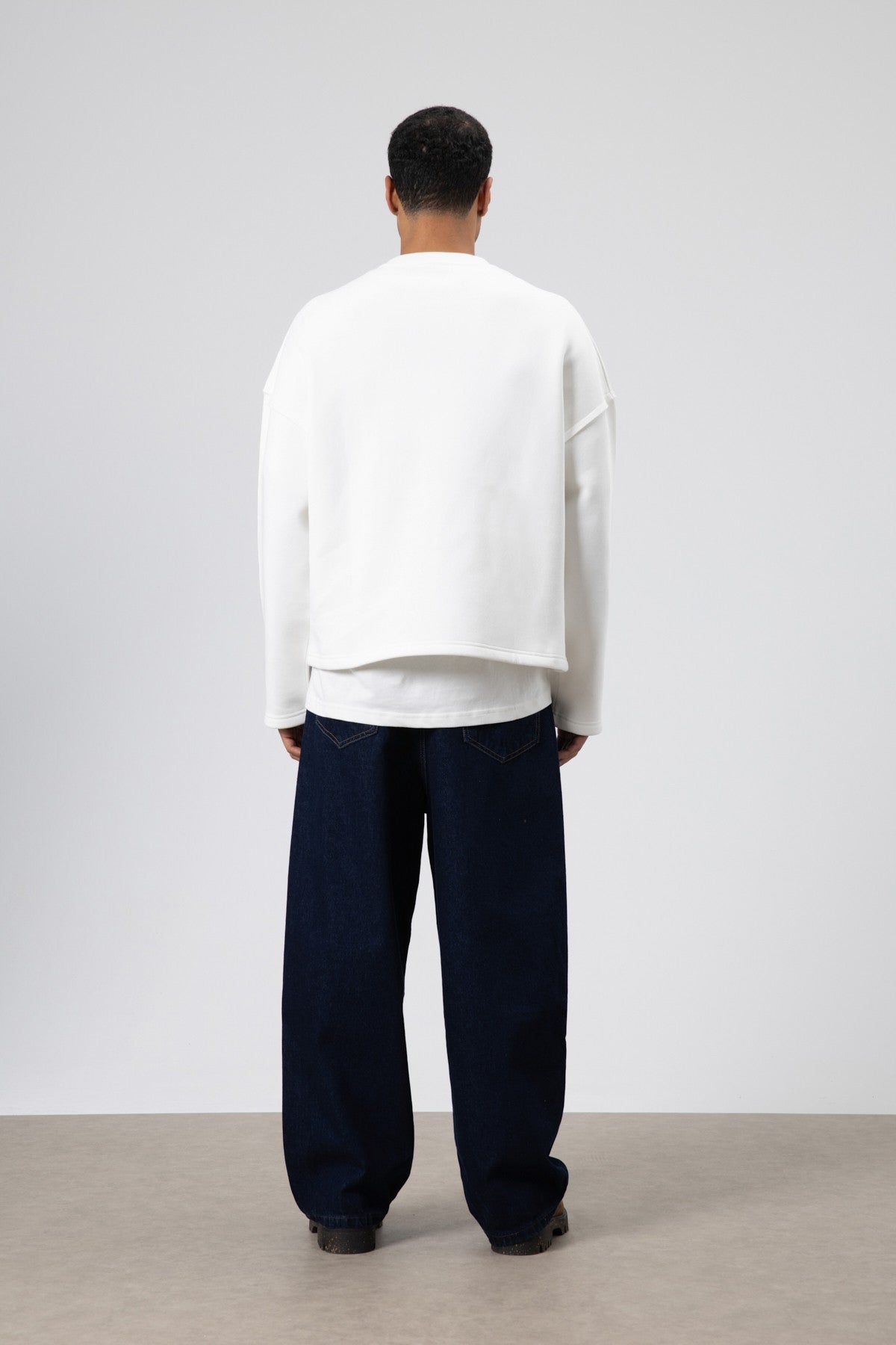 Boxy Fit Basic Sweatshirt