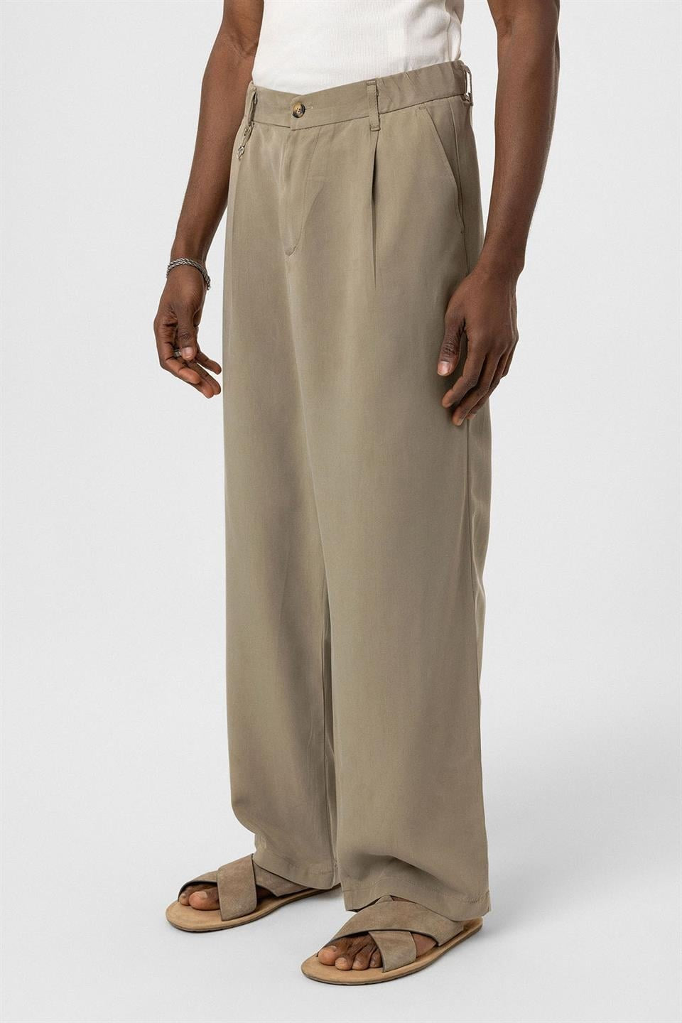 Relaxed Fit Kumaş Pantolon
