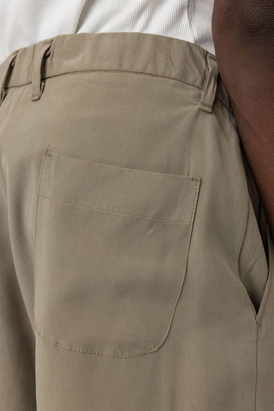 Relaxed Fit Kumaş Pantolon