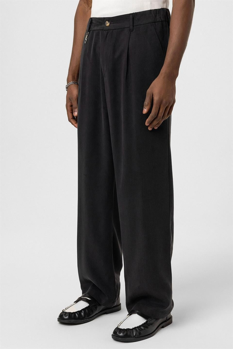 Relaxed Fit Kumaş Pantolon
