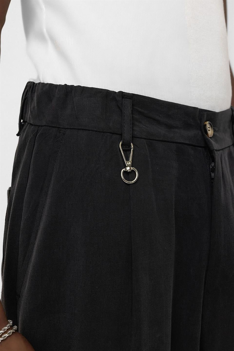 Relaxed Fit Kumaş Pantolon