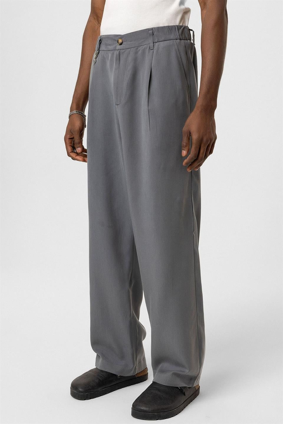 Relaxed Fit Kumaş Pantolon