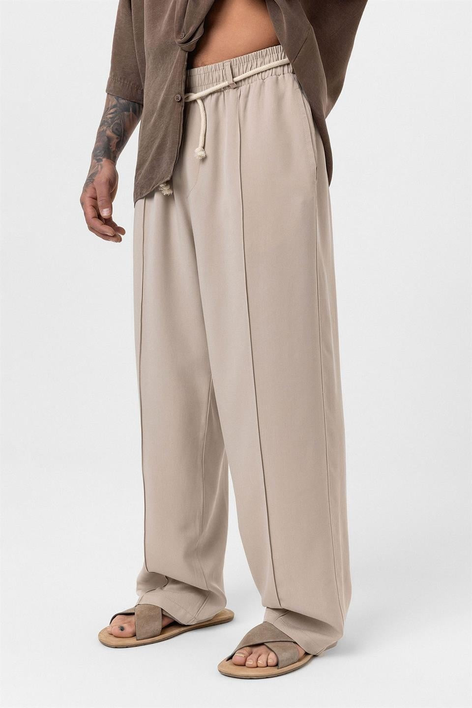 Kemer Detaylı Baggy Lyocell Pantolon