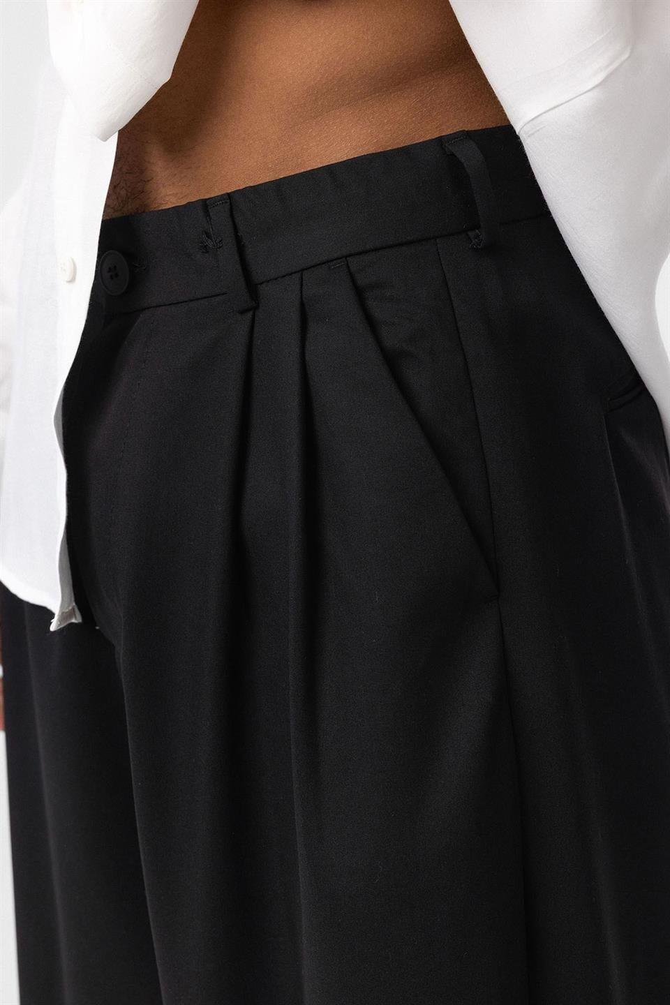 Baggy Fit Pileli Kumaş Pantolon
