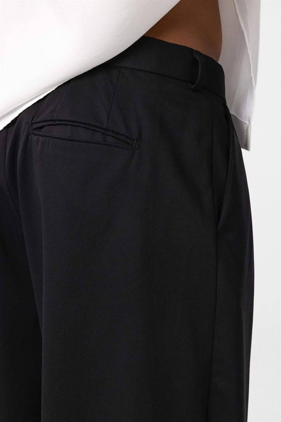 Baggy Fit Pileli Kumaş Pantolon
