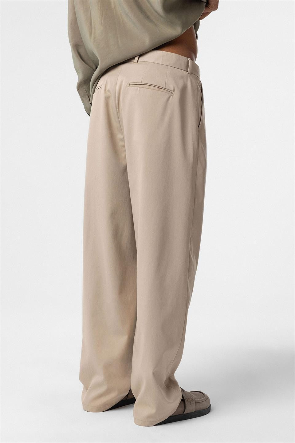 Baggy Fit Pileli Kumaş Pantolon
