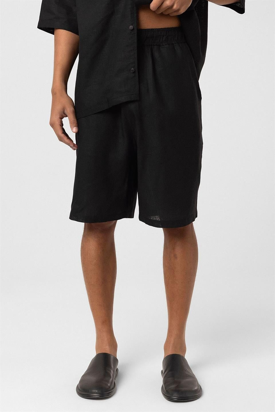 Oversize Çift Cepli Keten Şort