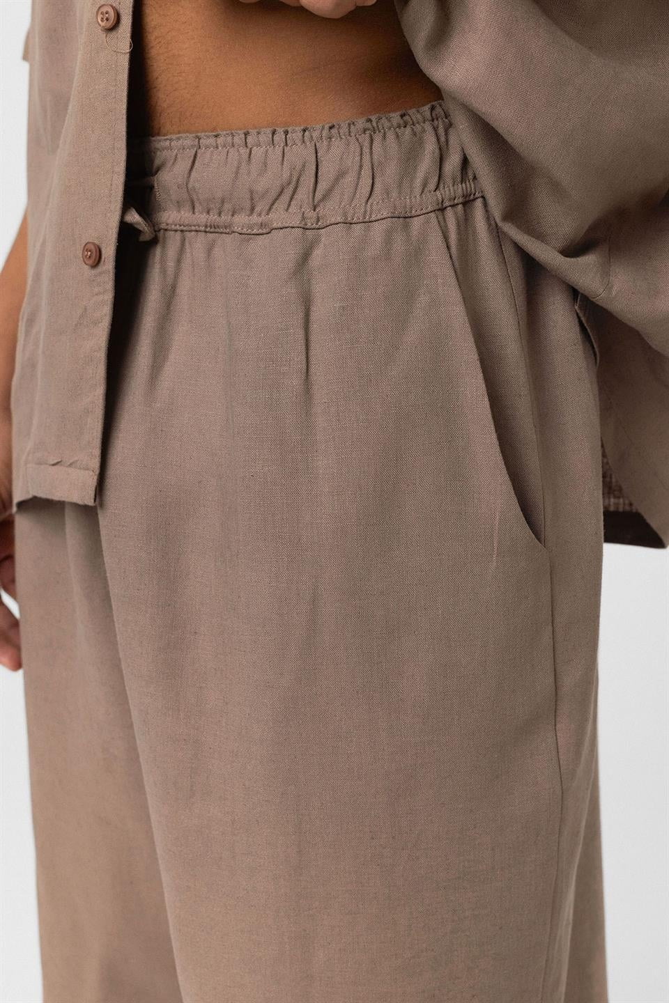 Oversize Çift Cepli Keten Şort