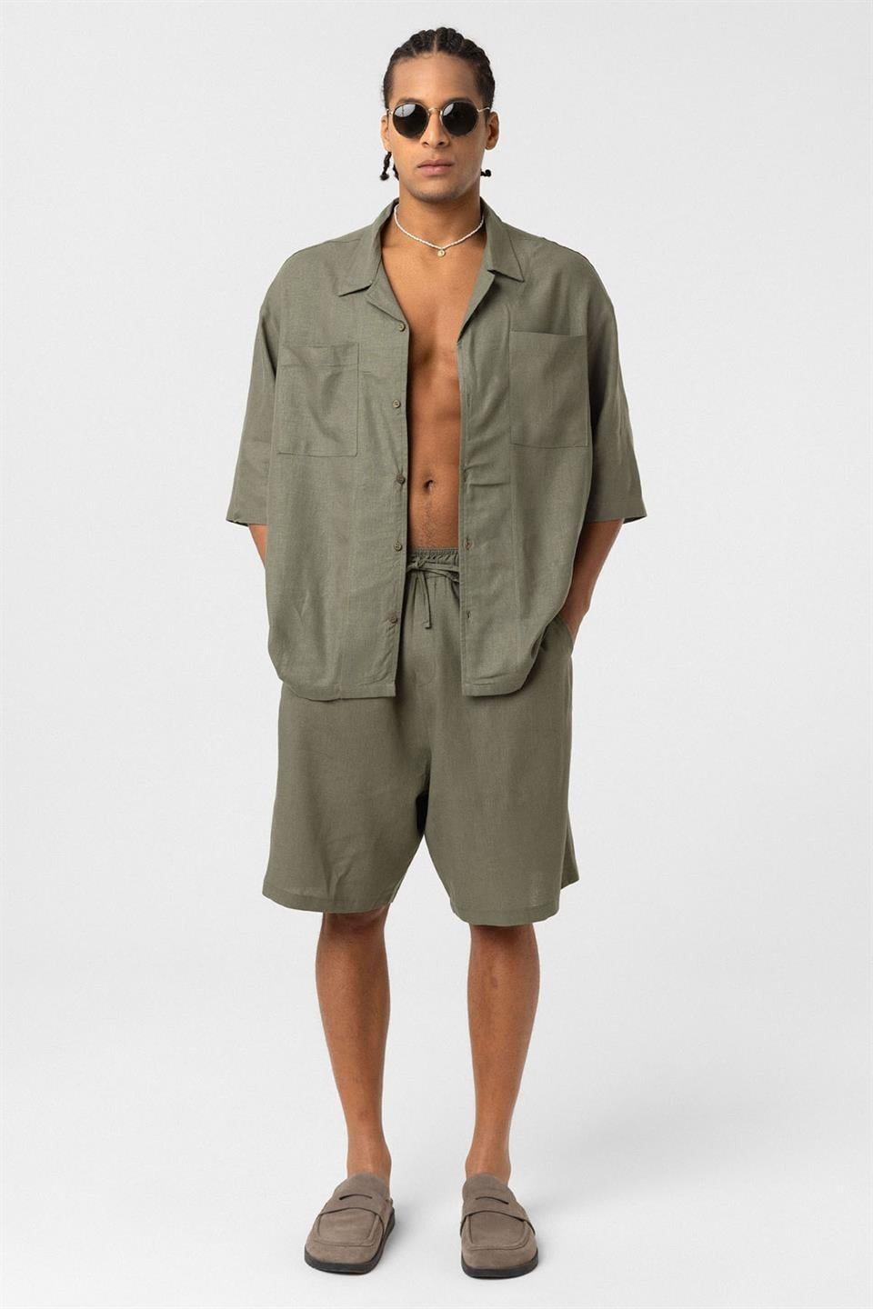 Oversize Çift Cepli Keten Şort