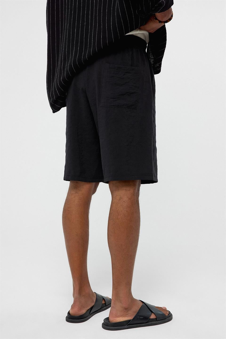 Oversize Modal Kumaş Bermuda Şort