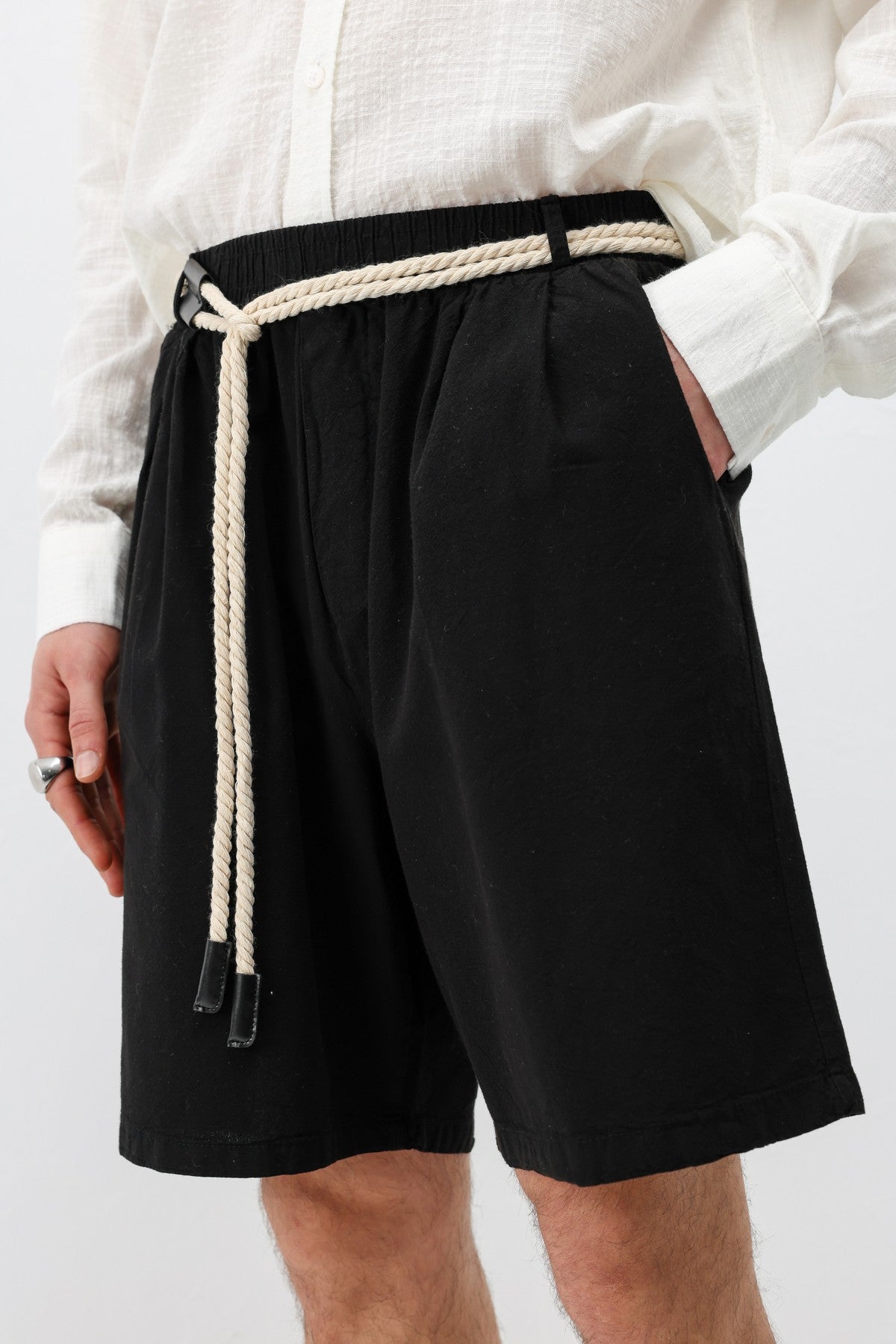 Kemerli Oversize Keten Şort