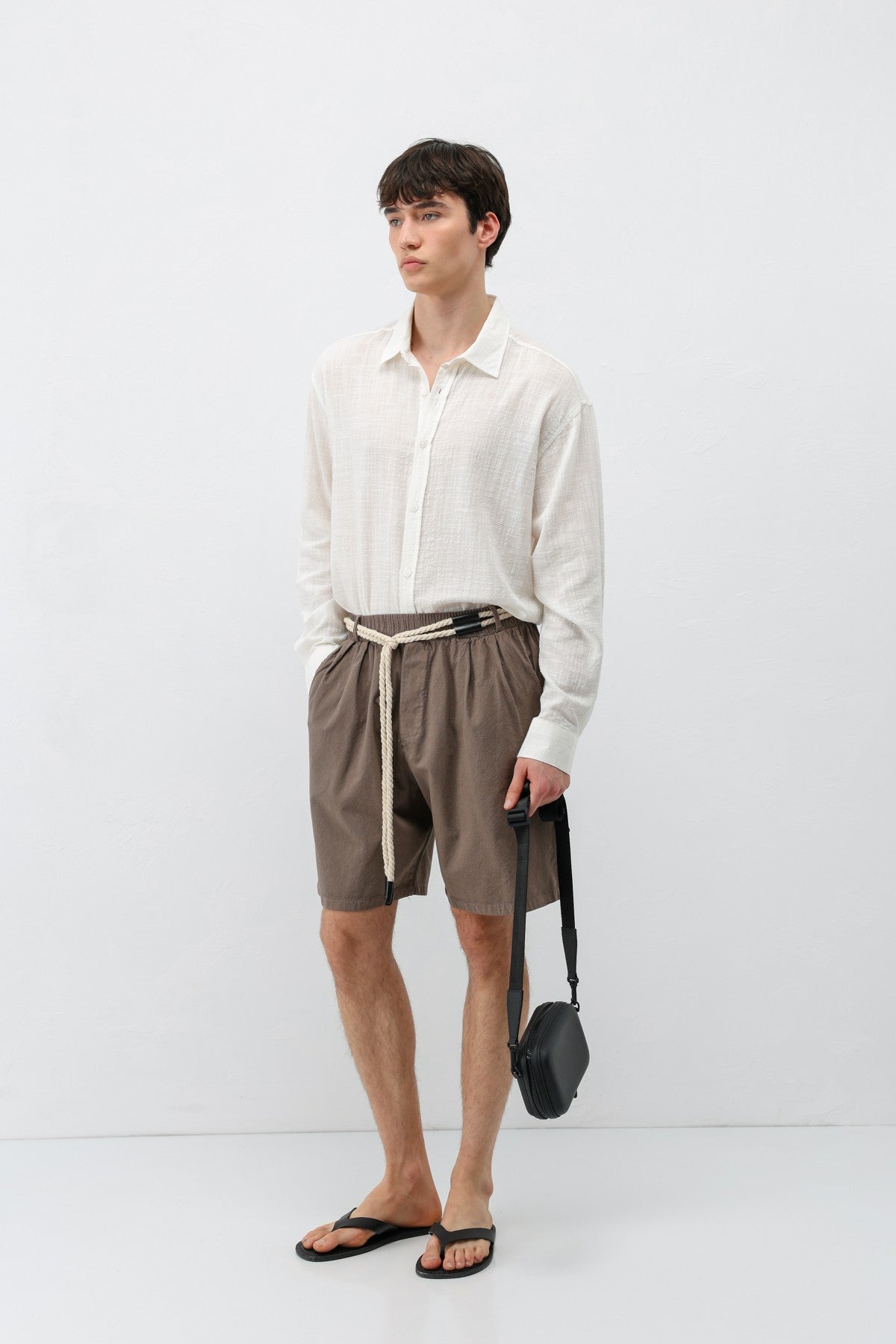 Kemerli Oversize Keten Şort