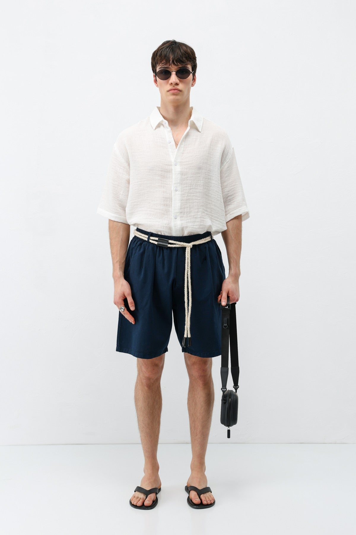 Kemerli Oversize Keten Şort