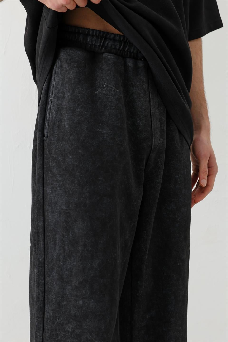 Baggy Fit Yıkamalı Eşofman Alt