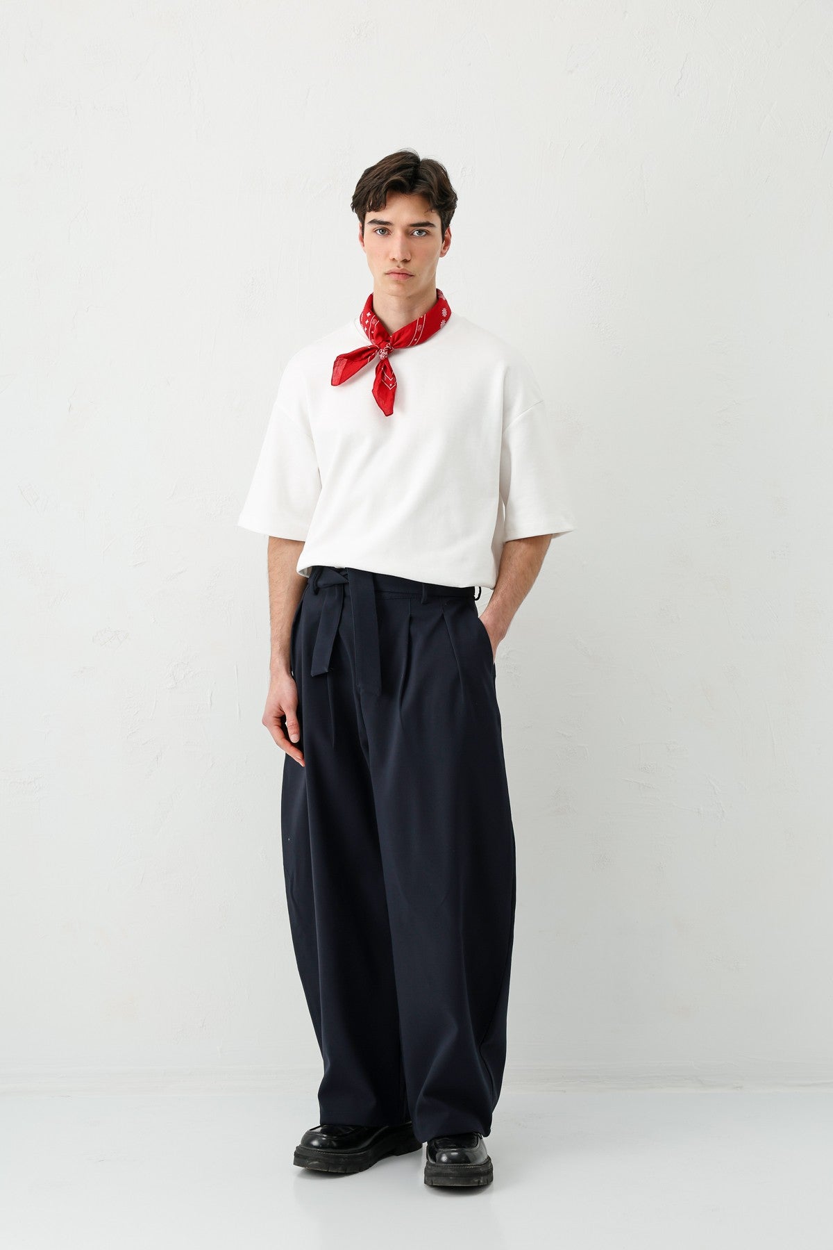 Barrel Fit Tailored Fit Kemerli Pantolon