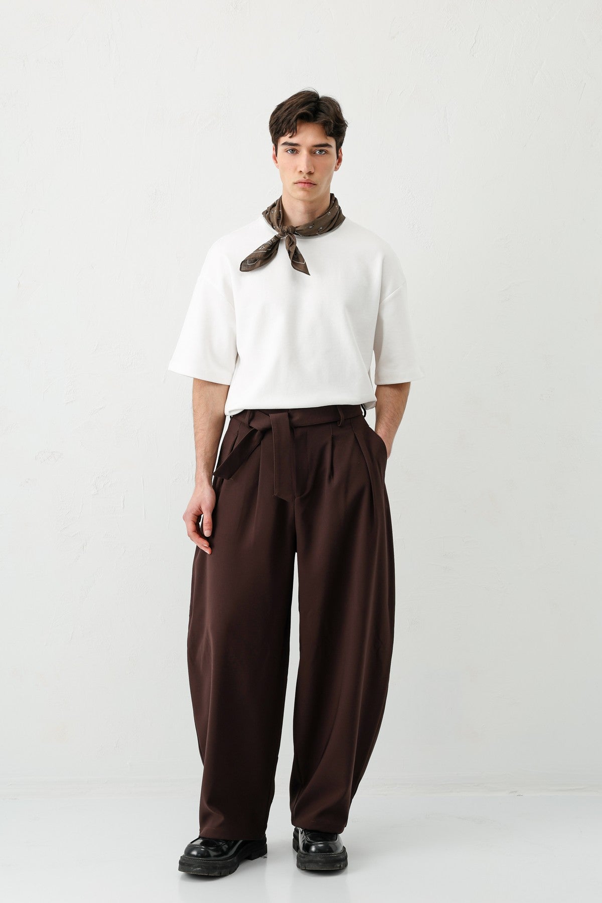 Barrel Fit Tailored Fit Kemerli Pantolon