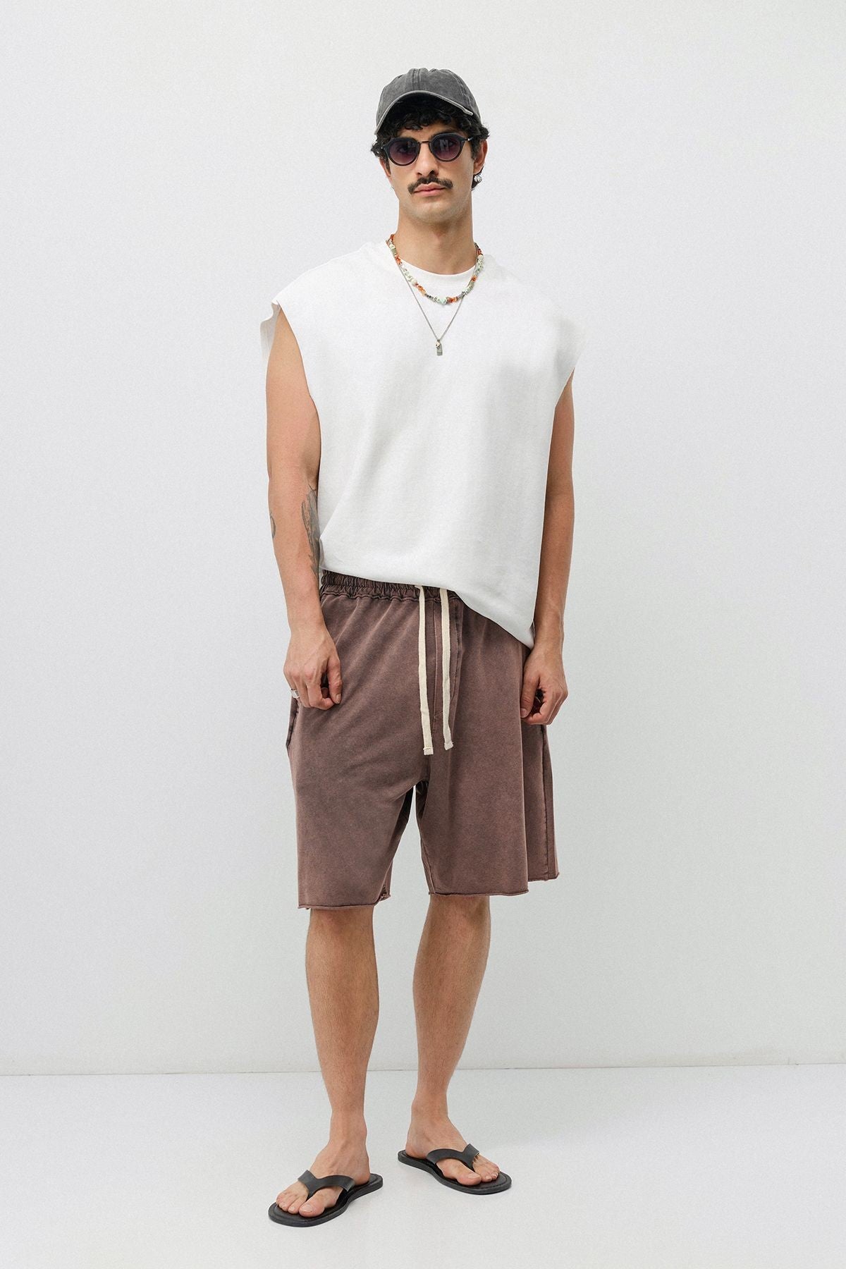 Oversize Yıkamalı Şort