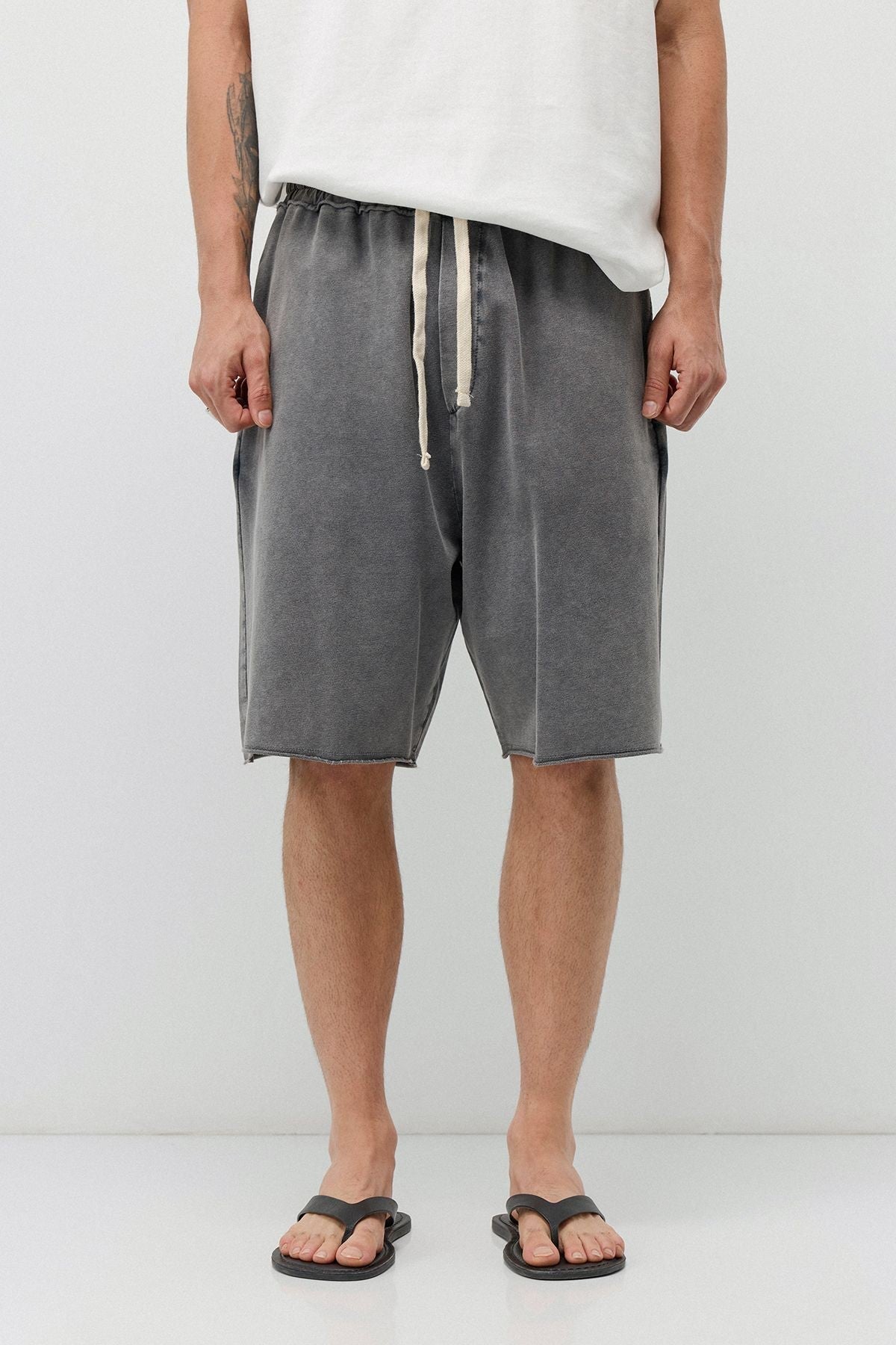 Oversize Yıkamalı Şort