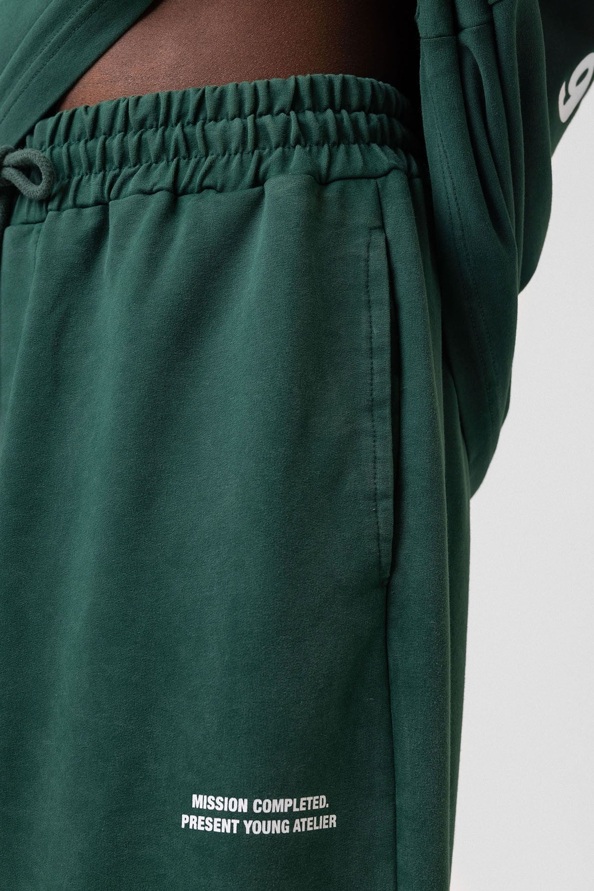 Yıkamalı Arka Baskılı Oversize Eşofman Takım