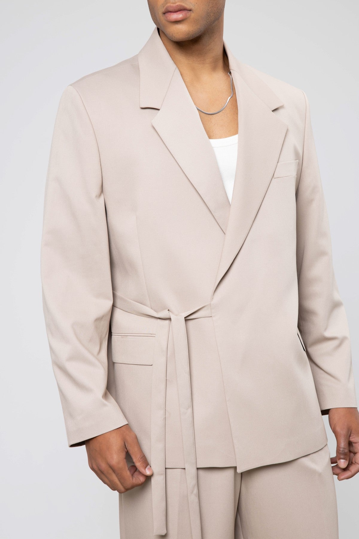 Oversize Kuşaklı Takım Elbise