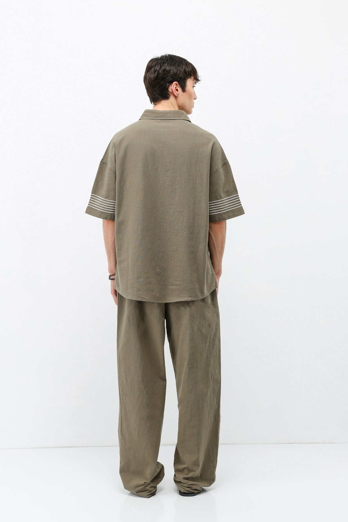 Oversize Çizgi Detaylı Keten Alt Üst Takım