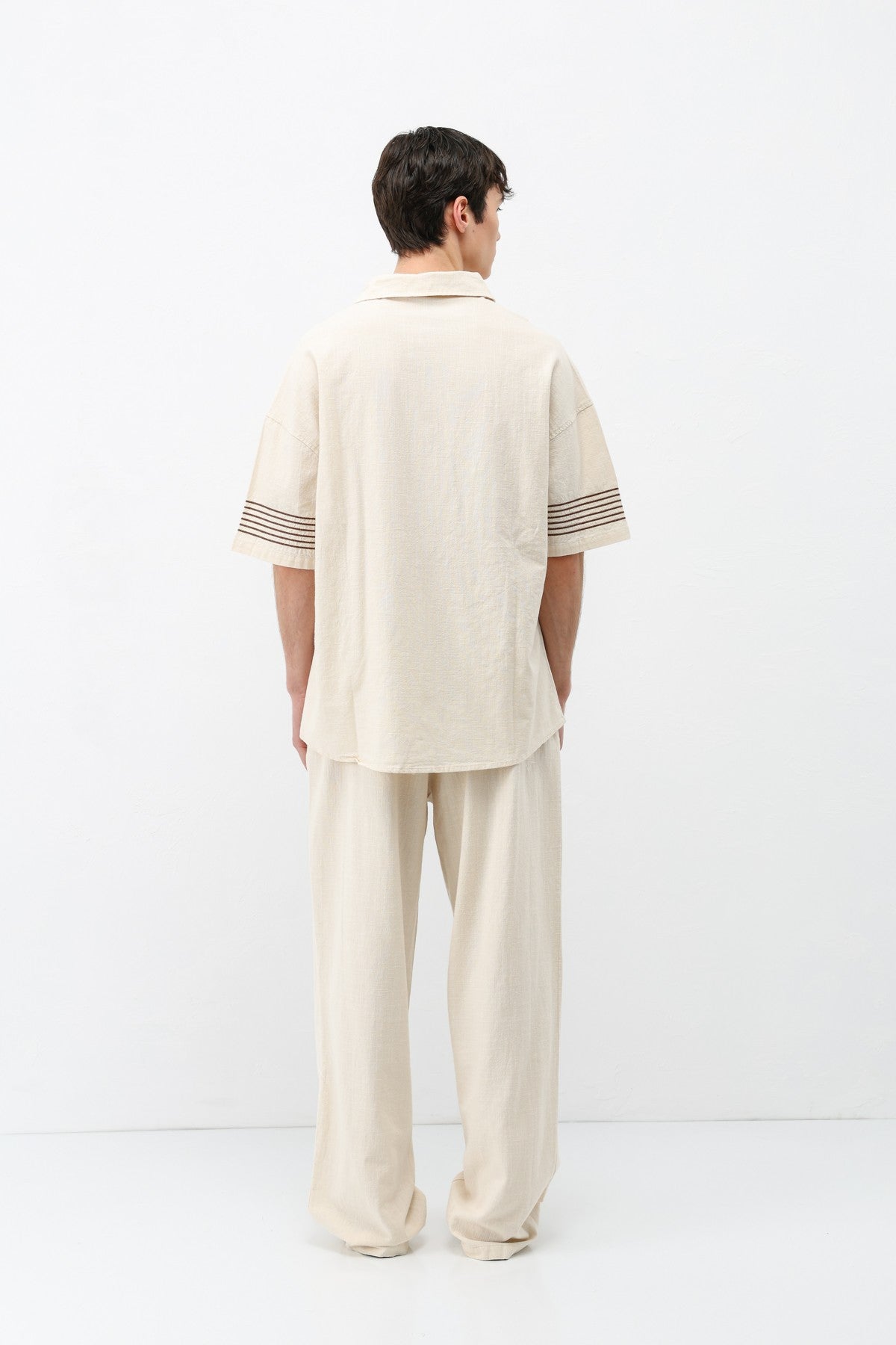 Oversize Çizgi Detaylı Keten Alt Üst Takım