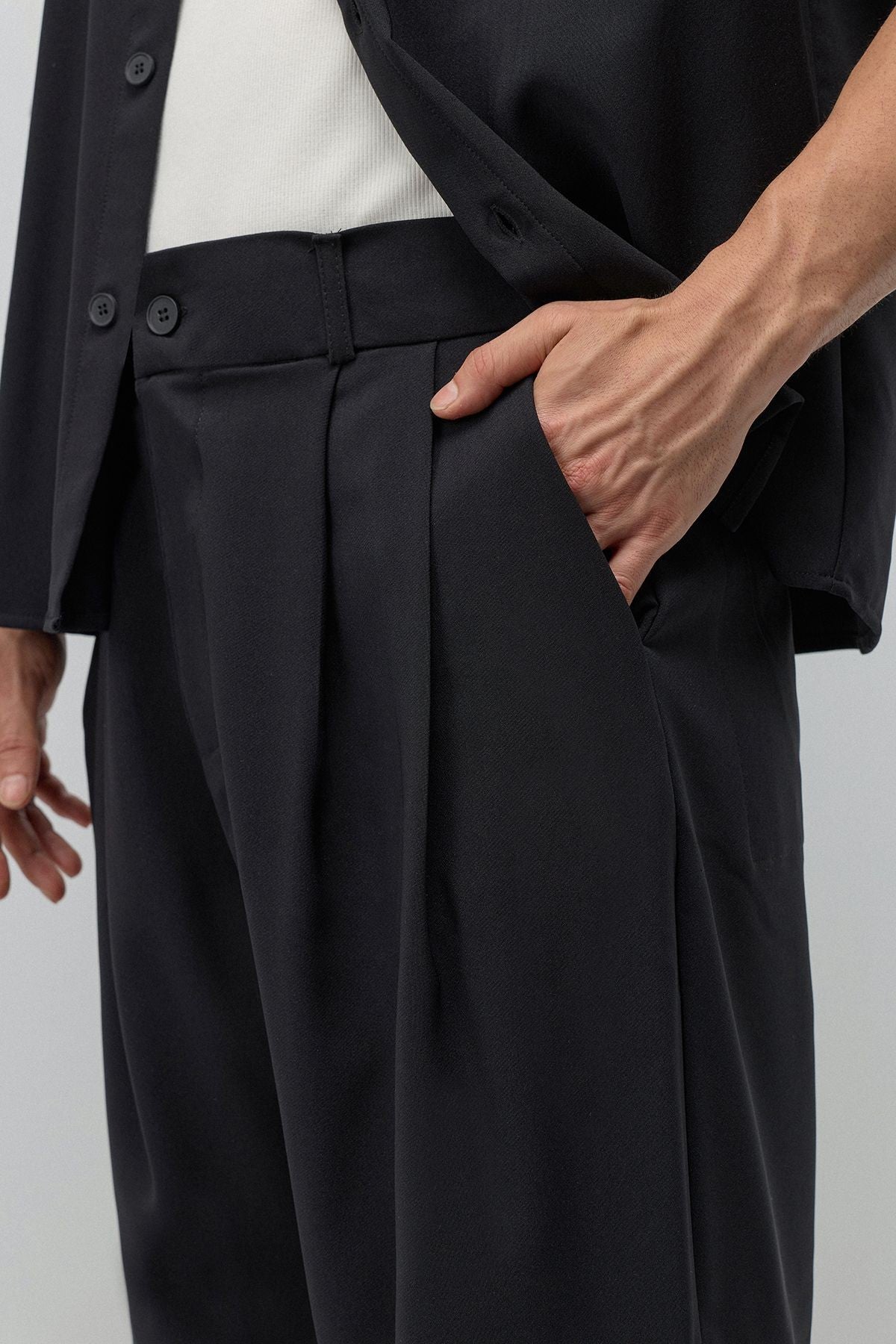 Relaxed Fit Oversize Gömlekli Pantolon Takım